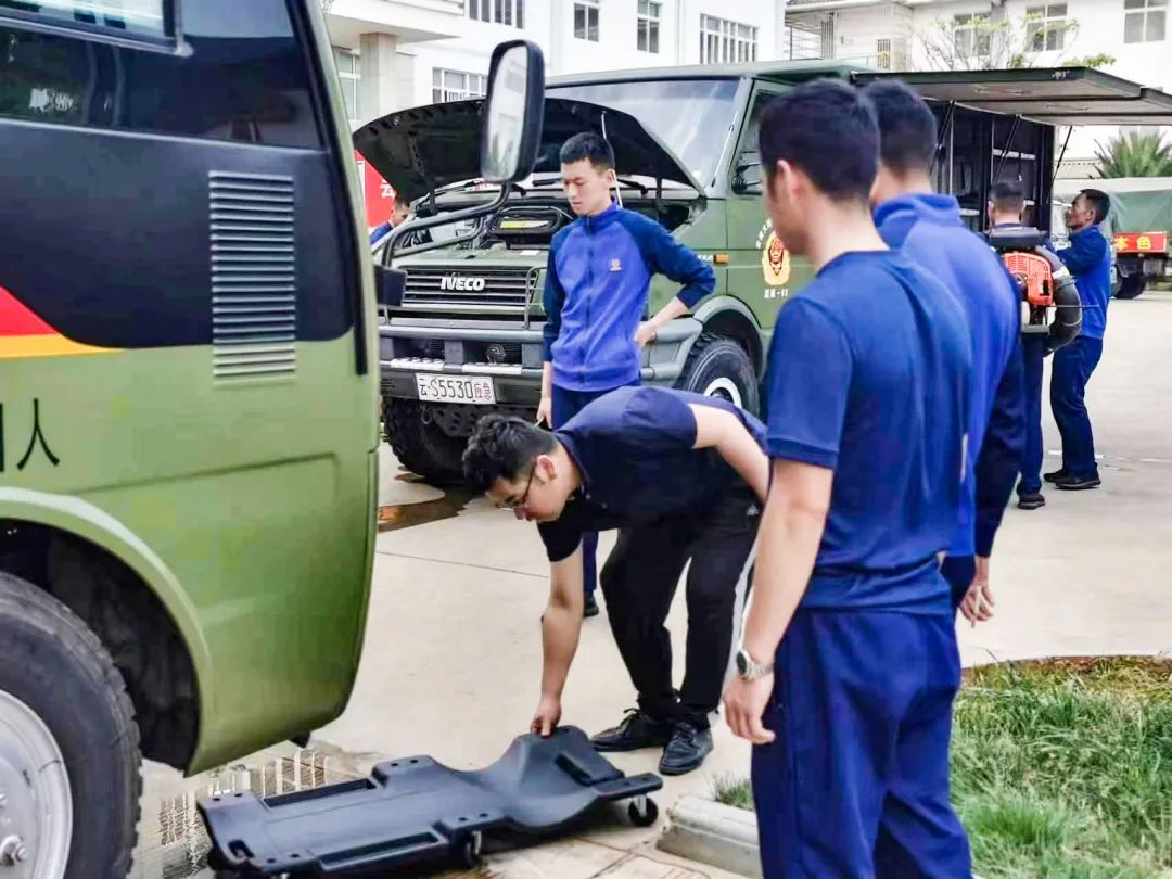 “应急使命·2023”丽江站启动，立博专用车先行护航！