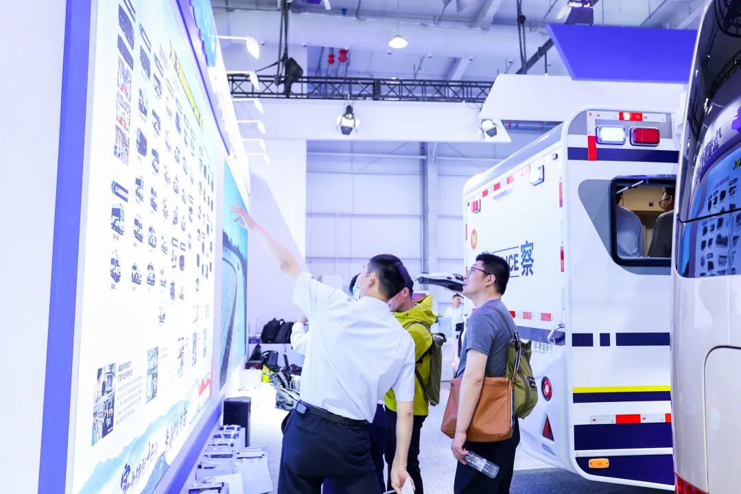 凭实力“圈粉”，立博警用特种车闪耀第11届中国国际警用装备博览会！