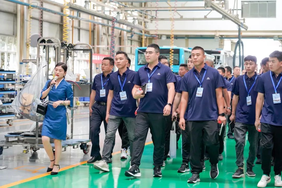 立博专用车售后服务培训圆满结束，为客户打造高质量服务体验！