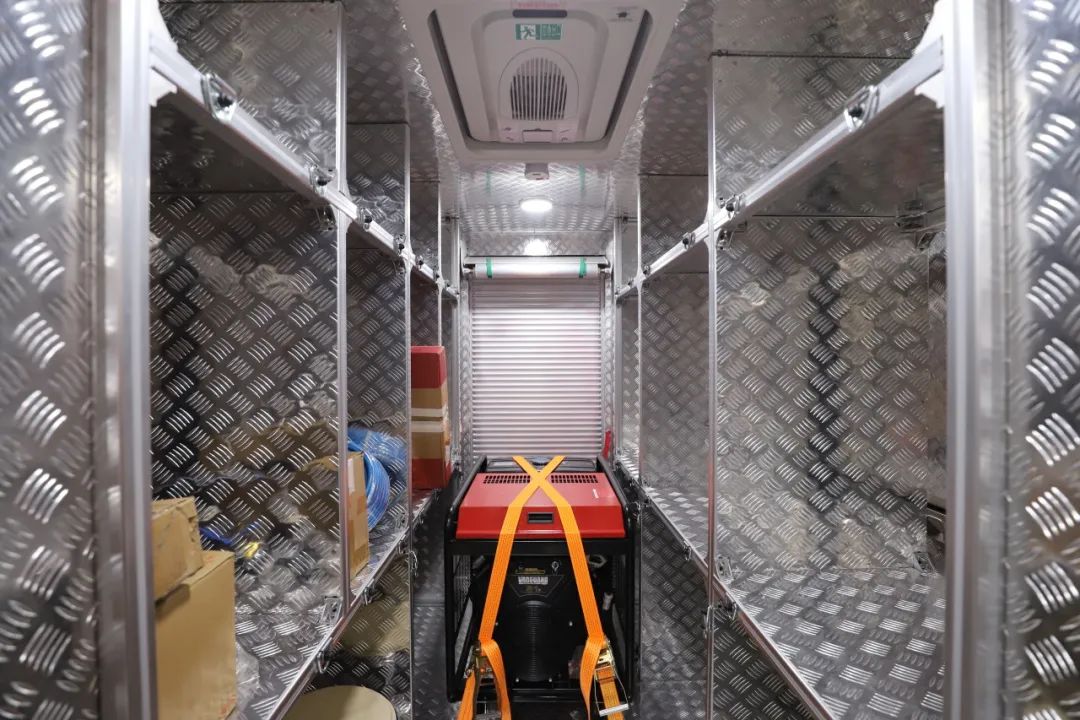 立博勘察消防车，持续推动火灾调查工作创新发展！