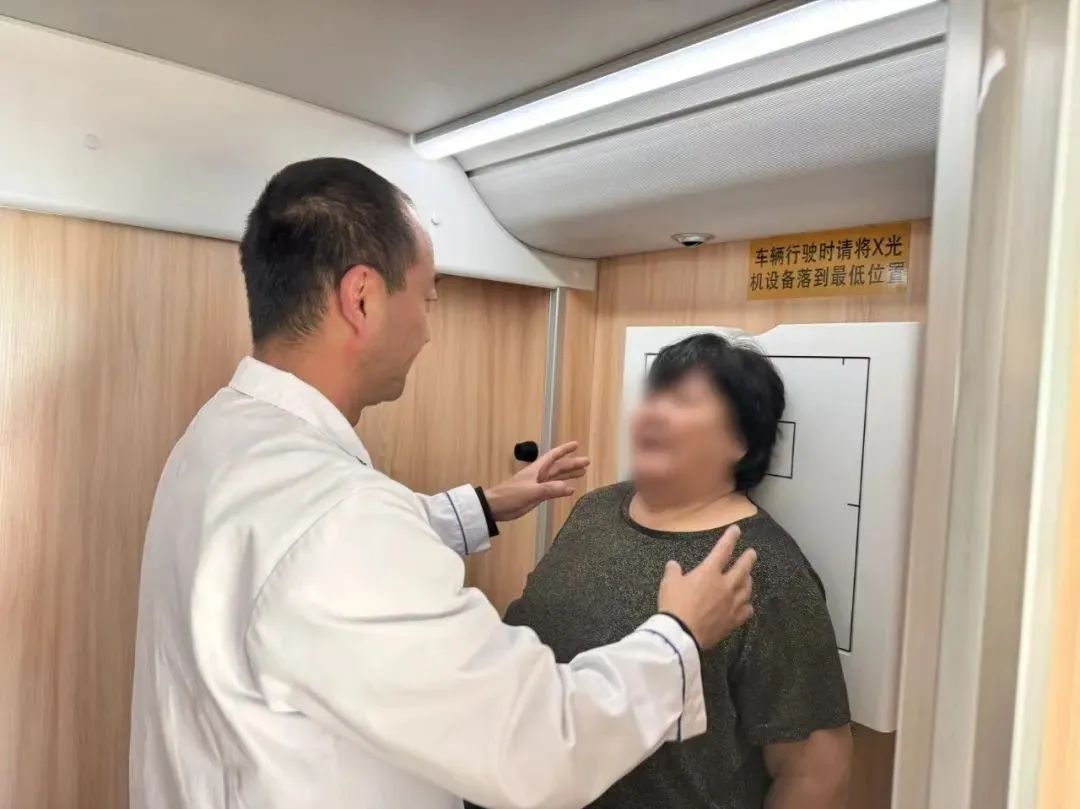 立博体检车走进蒙古国，打造草原上的“流动诊室”，铸造中蒙友谊的“健康纽带”