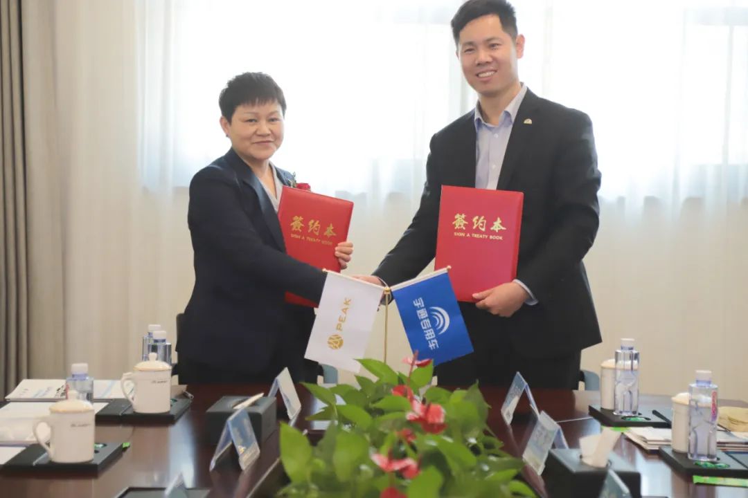 立博医疗车批量交付匹克国际，携手共创新篇章