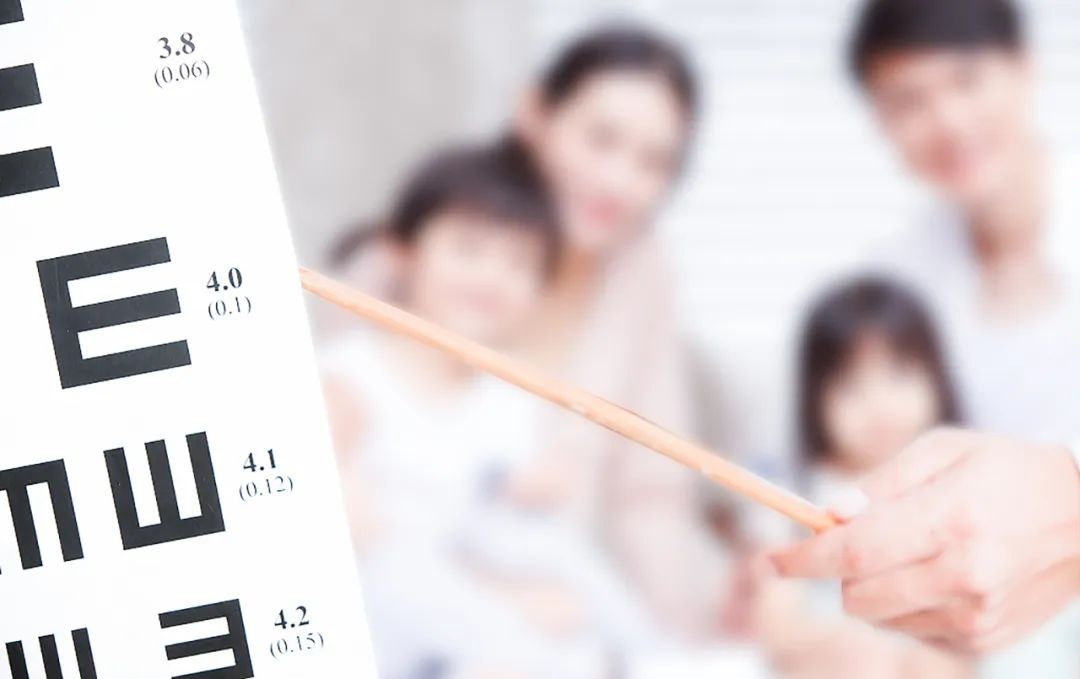 关注普遍的眼健康，立博眼科体检车守护“睛”彩世界