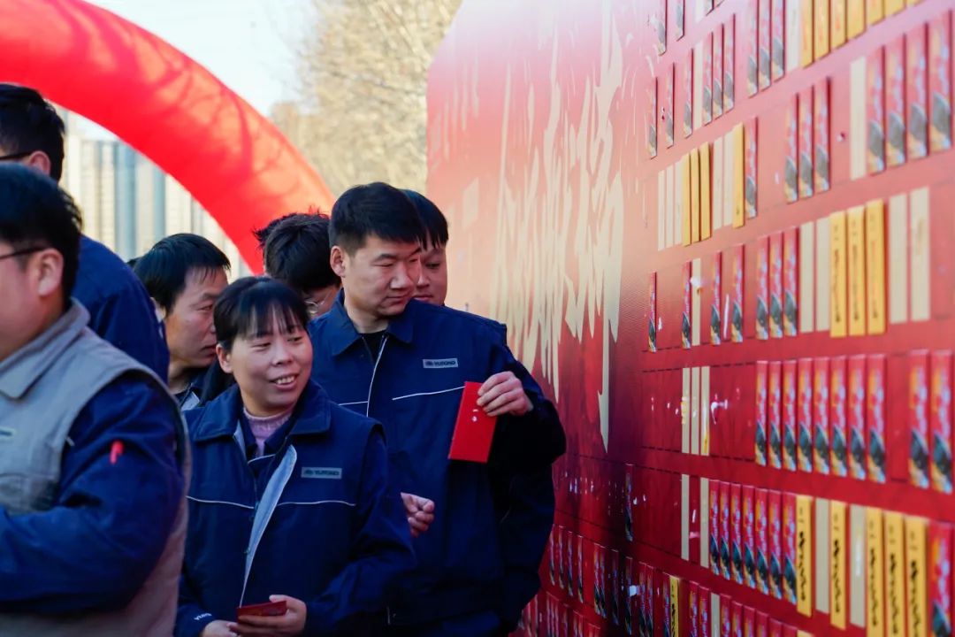 醒狮腾跃启新章 | 立博专用车2025年开工盛典燃情开启！