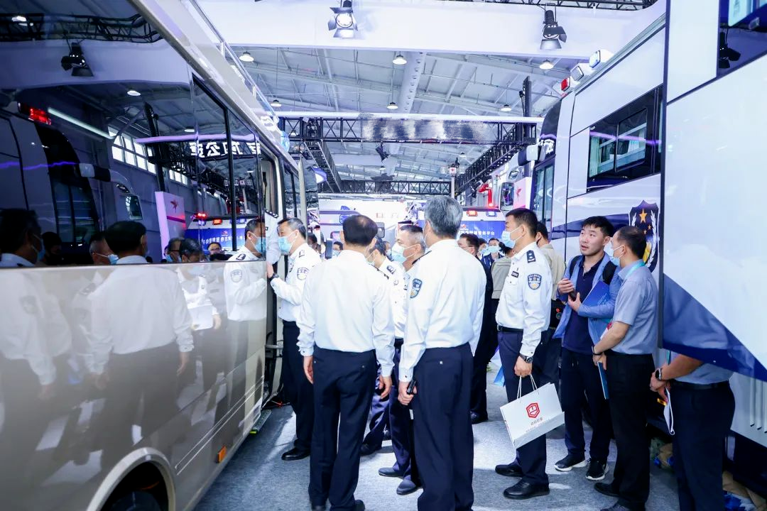 诚邀共赴警用装备行业盛会！2025年警博会立博专用车与您不见不散！